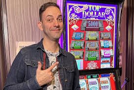Phoenix Rises betting interface and live dealer spin sequence